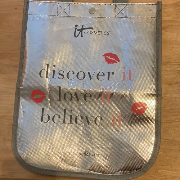 ⭐️5/25$ It cosmetics reusable bag - Picture 4 of 5